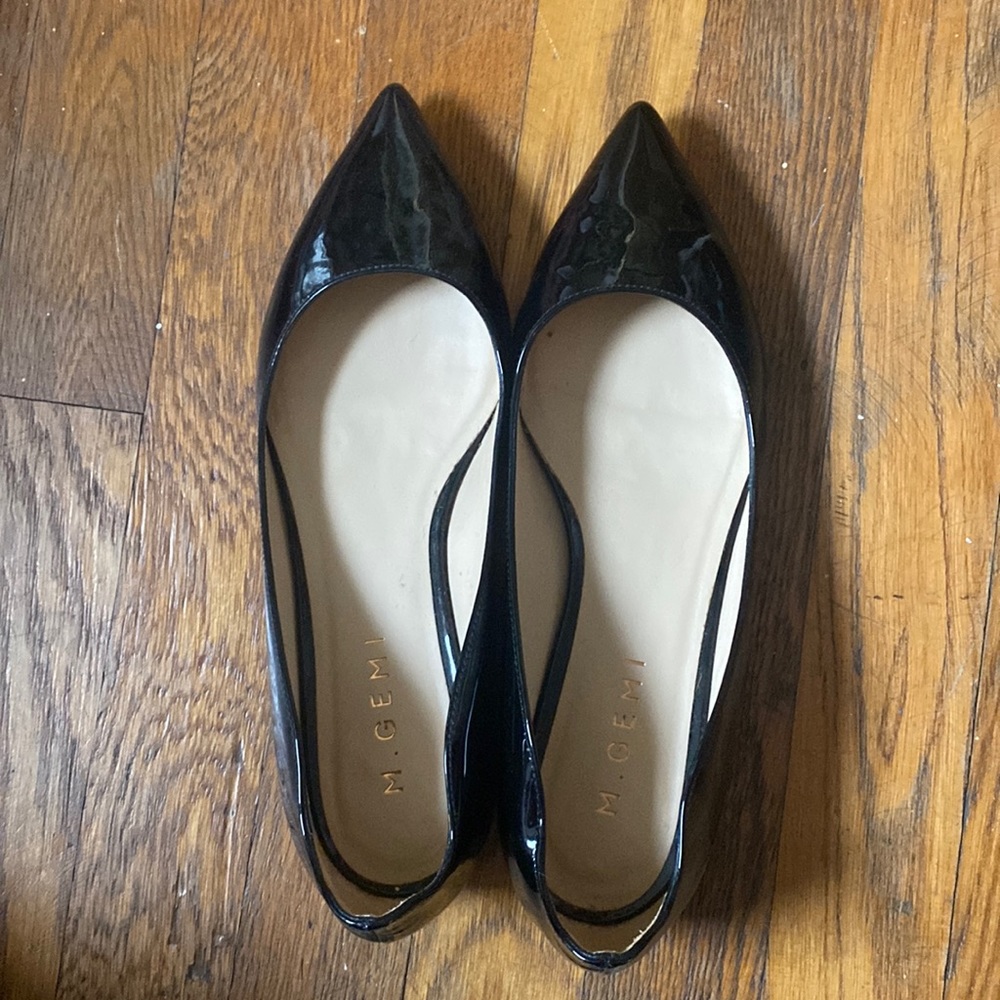 Black patent leather M.Gemi flats